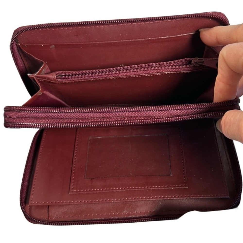 EEL SKIN WALLET Elegant Red Leather Wallet 1980’s Barely Used - Picture 3 of 5